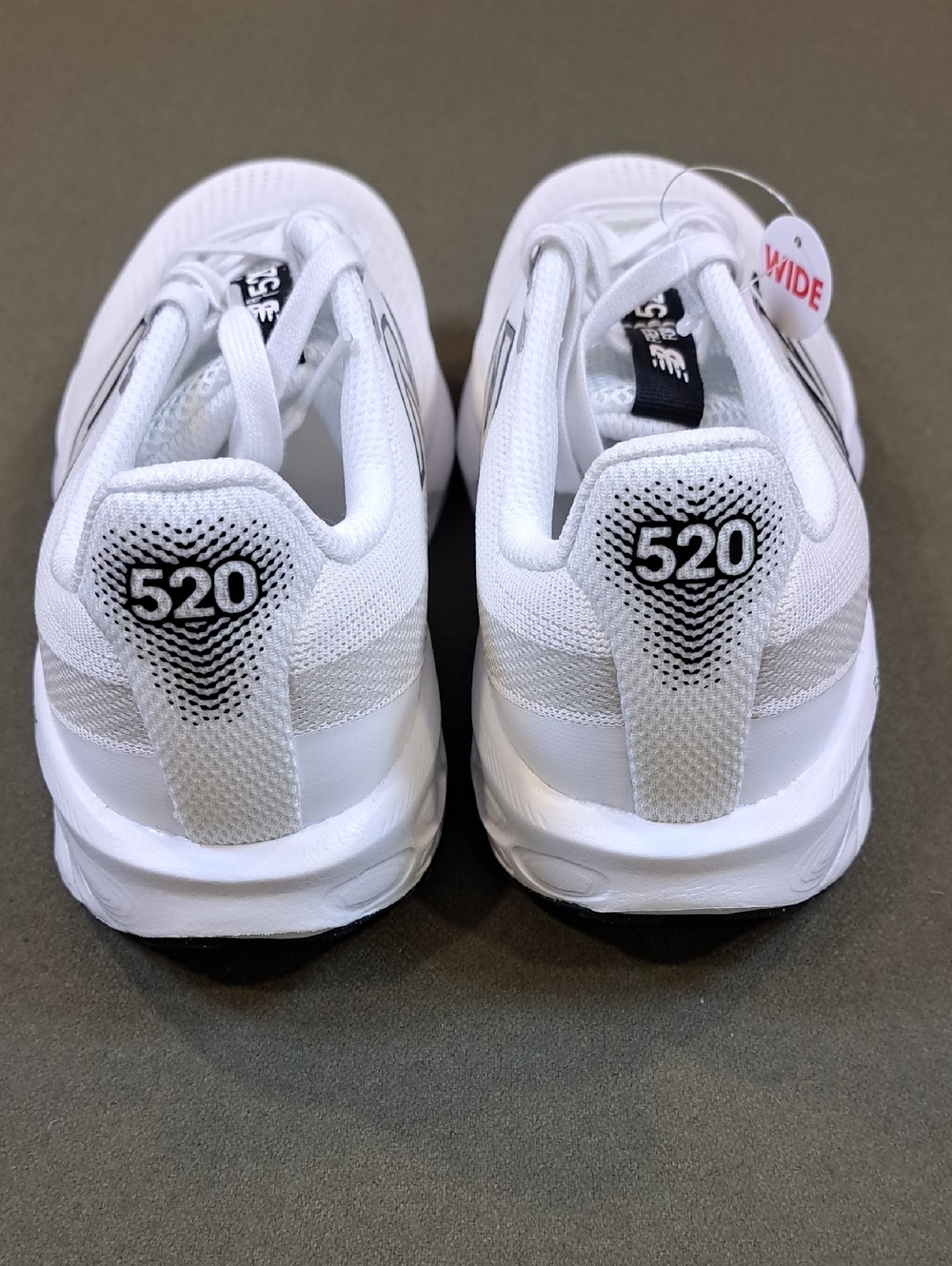 New Balance Fresh Foam 520 v9 Running Shoe - Color: White/Black - Size: 7.5 Wide - Picture 5 of 9